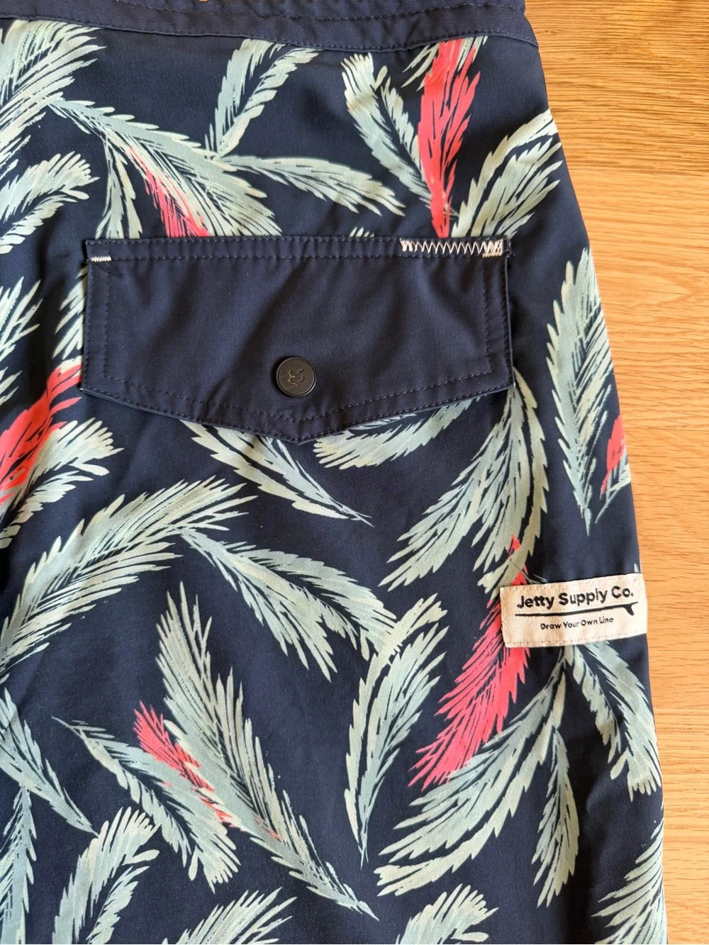 Jetty Mollusk 8” Navy Palm Leaf-Print Boardshorts - Size 32